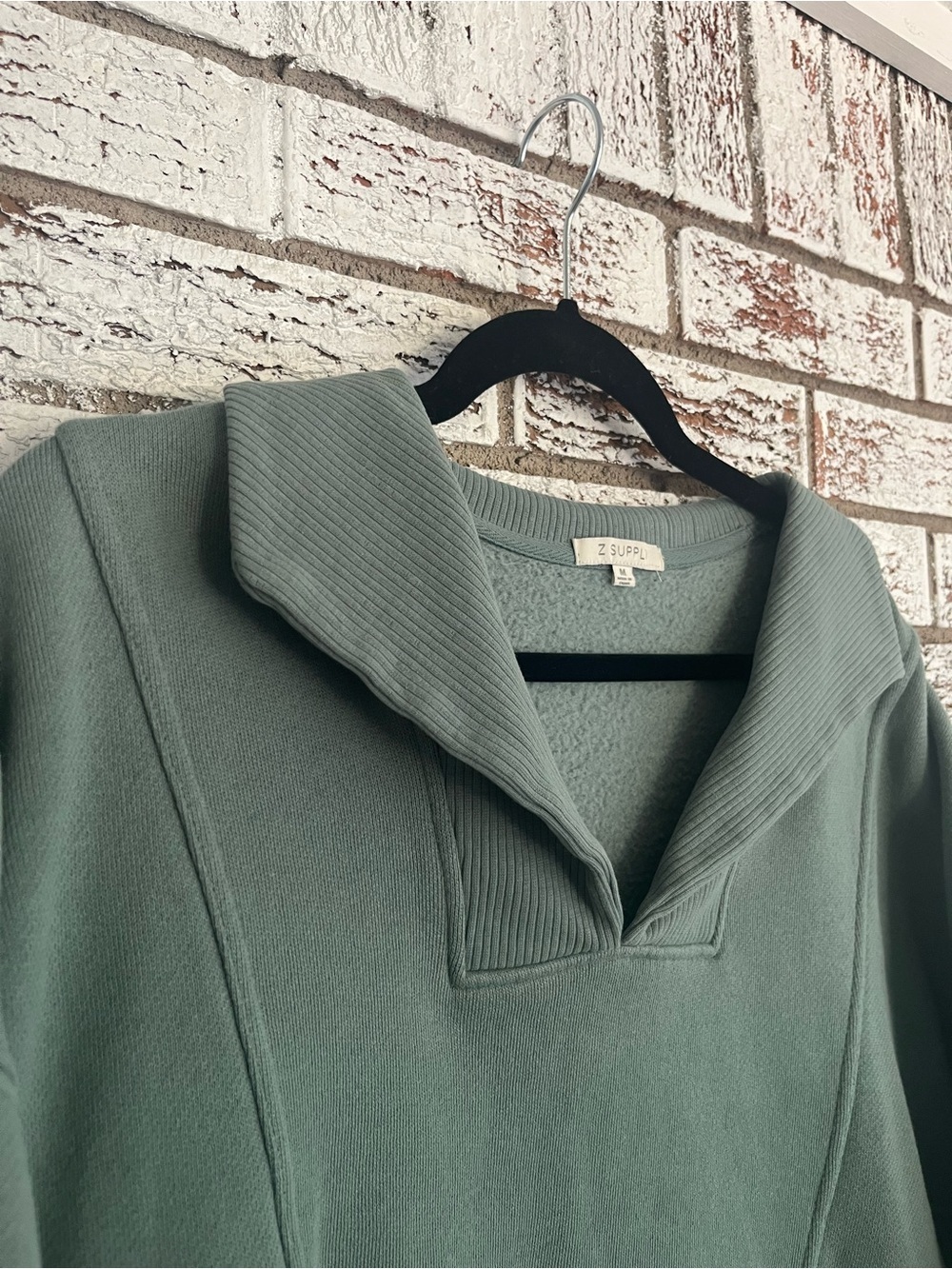 Z Supply Soho Sweatshirt Light Green Pullover Crewneck Casual Cozy Soft Womens M - Picture 3 of 7